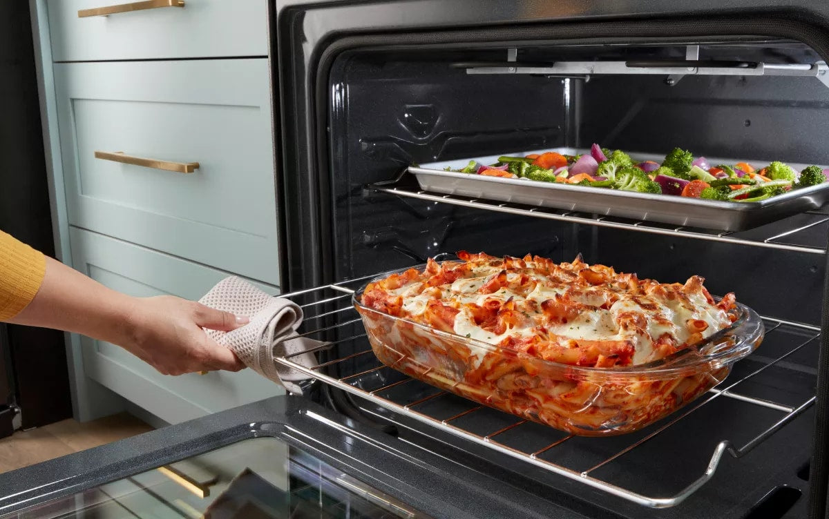 Lowman Essence White Built-In Convection Oven – Smart, Stylish, and Powerful Cooking